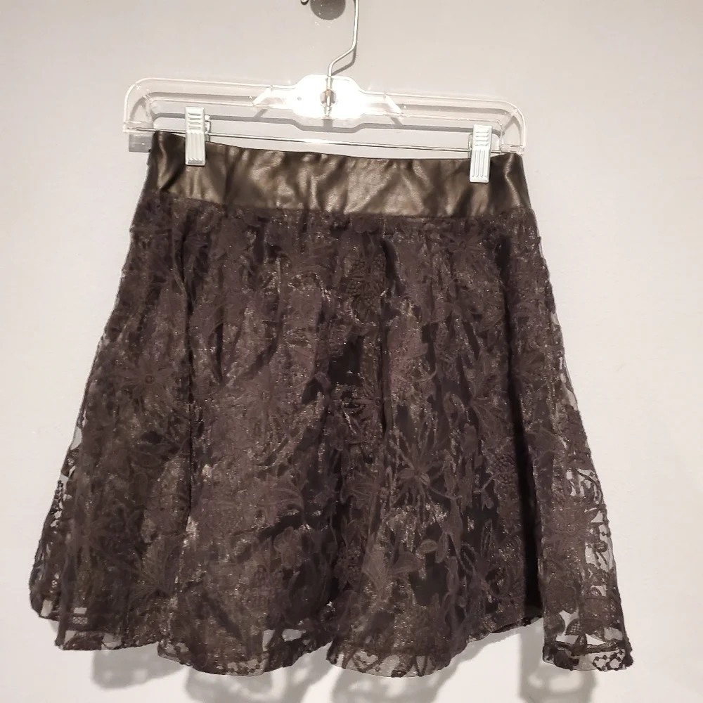 MinkPink the Renaissance skirt Small - Picture 9 of 10